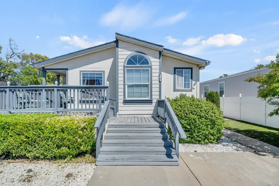 6417 Capital Circle #9, Sacramento, CA 95828 - Image #2