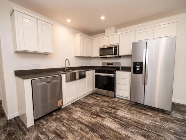 10711 Sherman Grove Avenue #26, Sunland, CA 91040