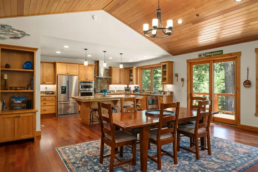 563 Robin Road, Tahoma, CA 96142 - Image #2