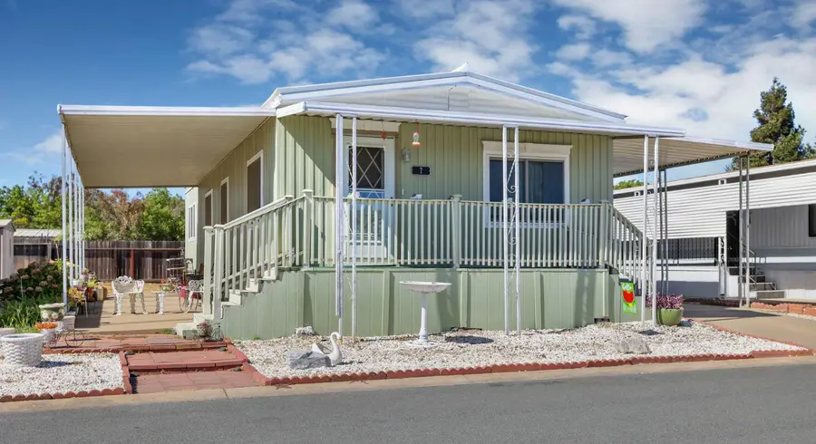 17251 N Trethway Rd #7, Lockeford, CA 95237 - Image #2