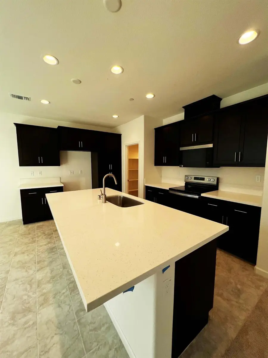 17244 Bosch Avenue #91, Lathrop, CA 95330 - Image #3