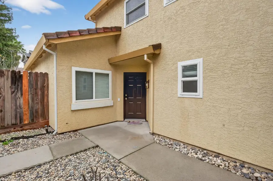 8304 Oakenshield Circle, Antelope, CA 95843 - #3