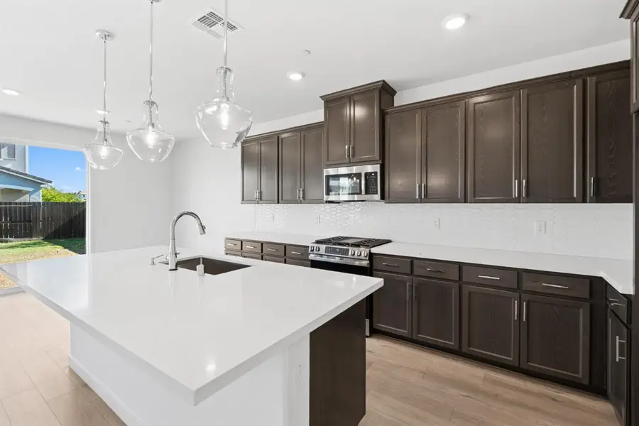 12042 Mircado Way, Rancho Cordova, CA 95742 - Image #3