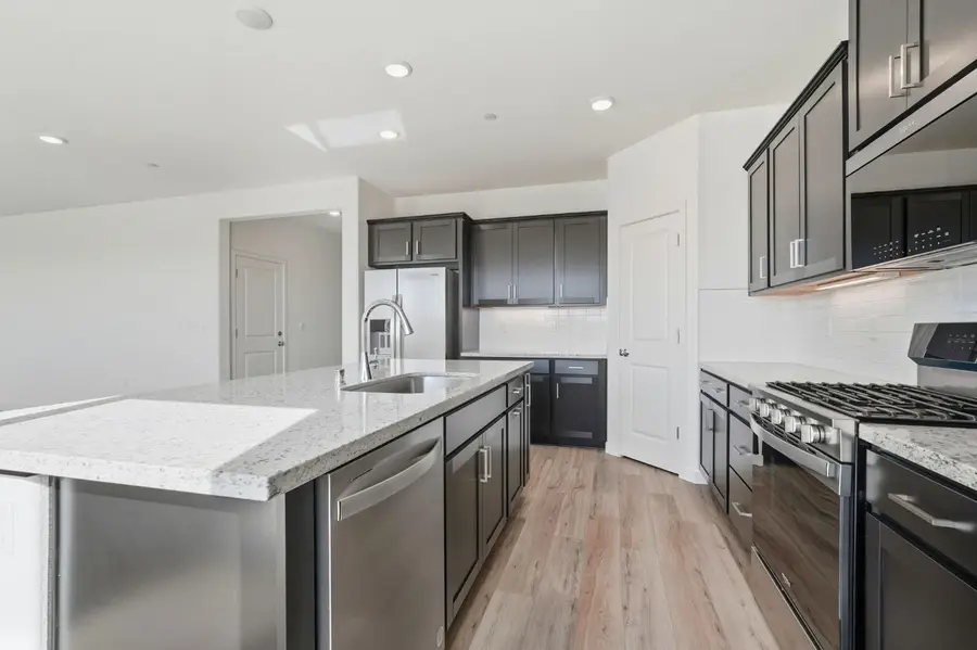 765 Rosazzo Lane, Manteca, CA 95337 - Image #3