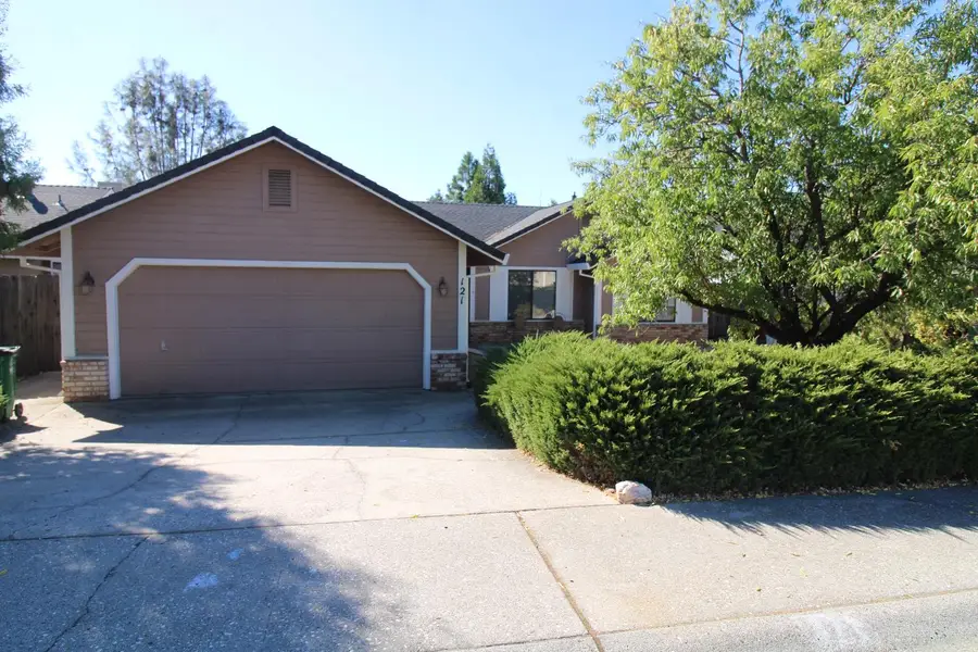 121 Castlemont Drive, Grass Valley, CA 95945 - Image #2