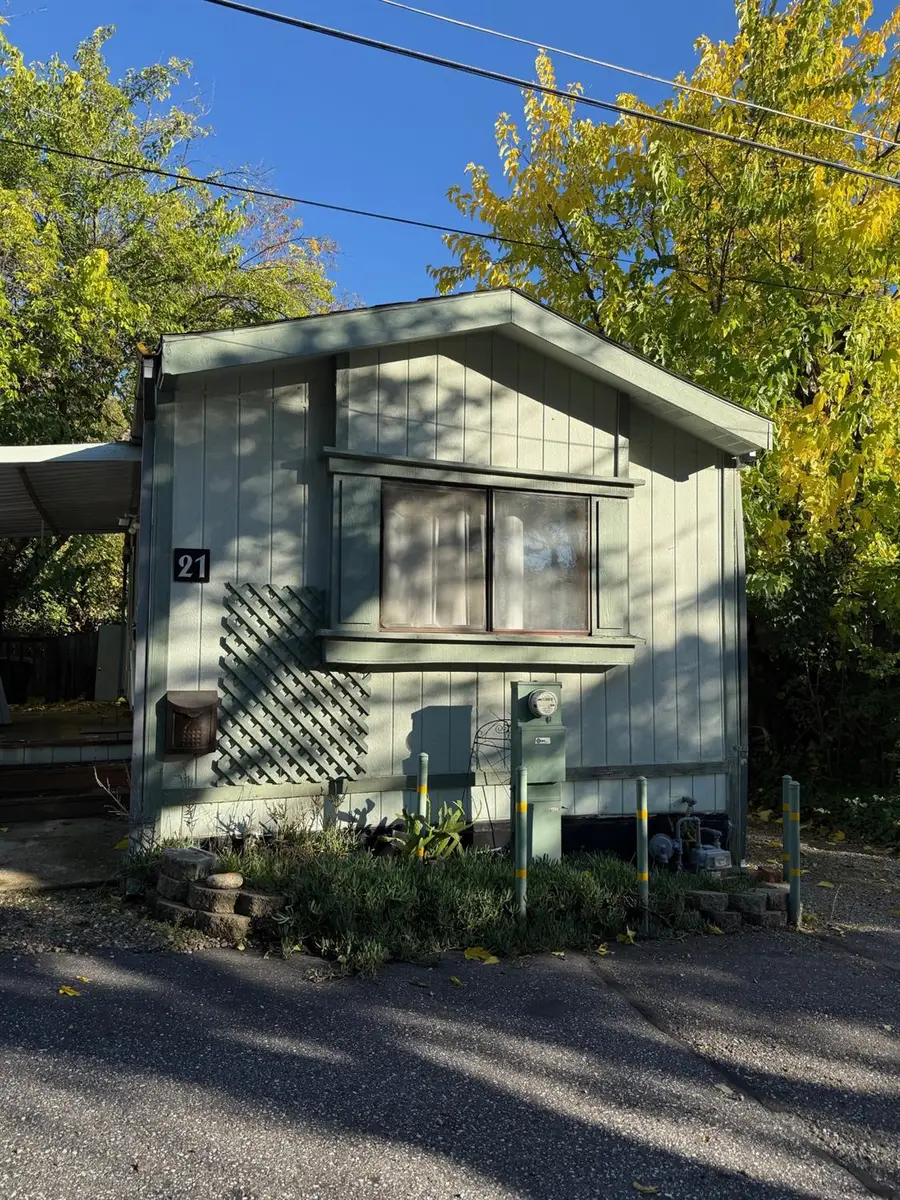 639 Whiting St. #21, Grass Valley, CA 95945 - Image #2