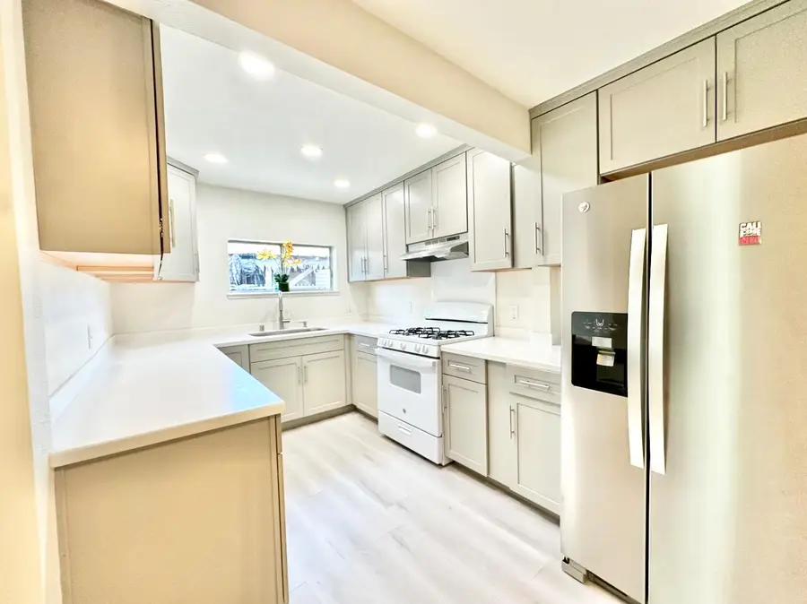 7922 35th Avenue, Sacramento, CA 95824 - Image #3