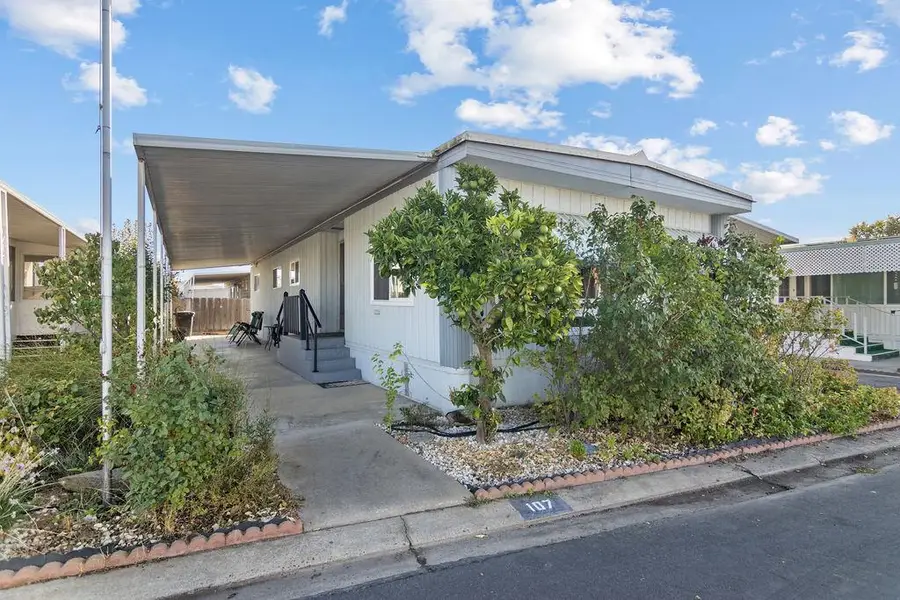 2505 Jackson Avenue #107, Escalon, CA 95320 - Image #3