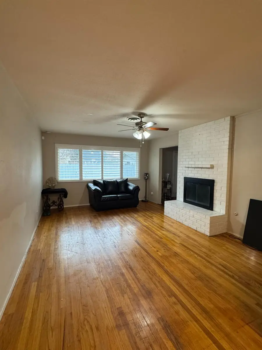 8305 Dunbarton Way, Stockton, CA 95210 - Image #3