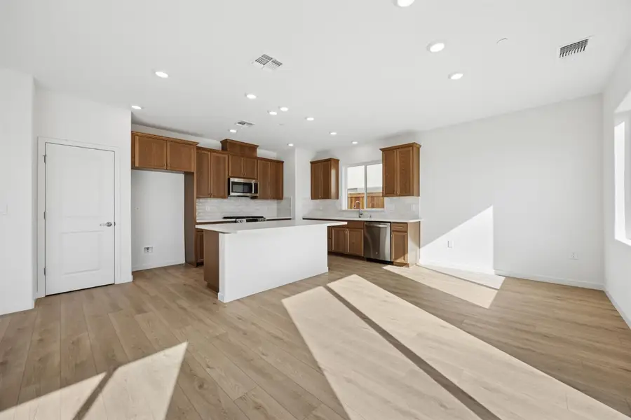 203 United Court, Lincoln, CA 95648 - Image #3