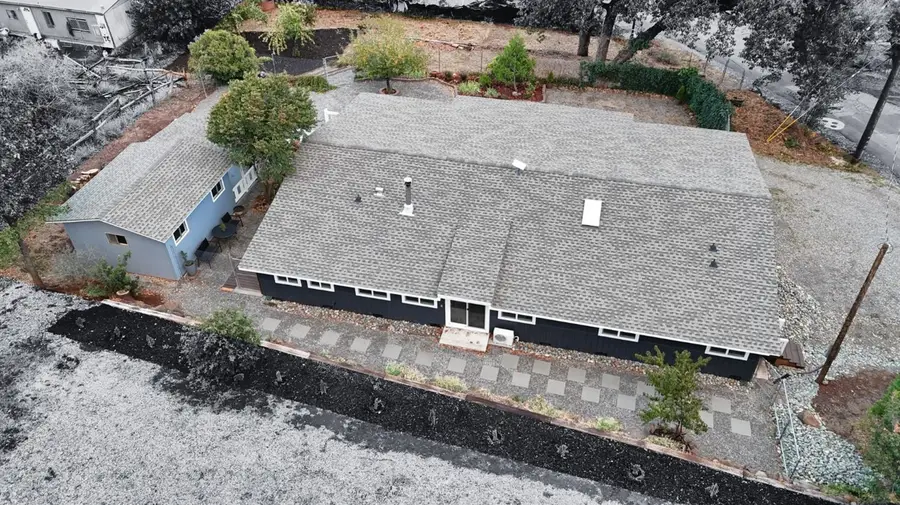 33581 Ponderosa Way, Paynes Creek, CA 96075 - Image #3