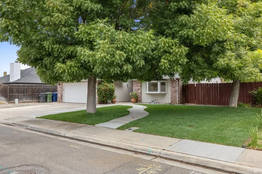 1940 N Berkeley Avenue, Turlock, CA 95382 - Image #2