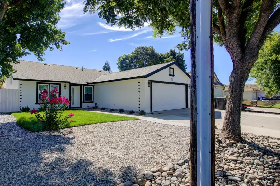 216 N Mcclure Road, Modesto, CA 95357 - Image #2