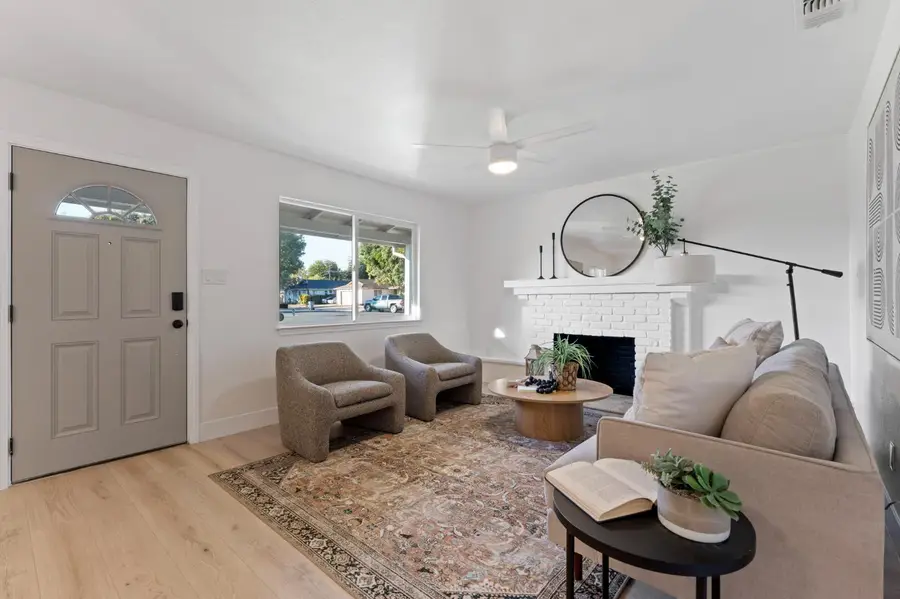 1301 Molly Avenue, Woodland, CA 95776 - Image #3