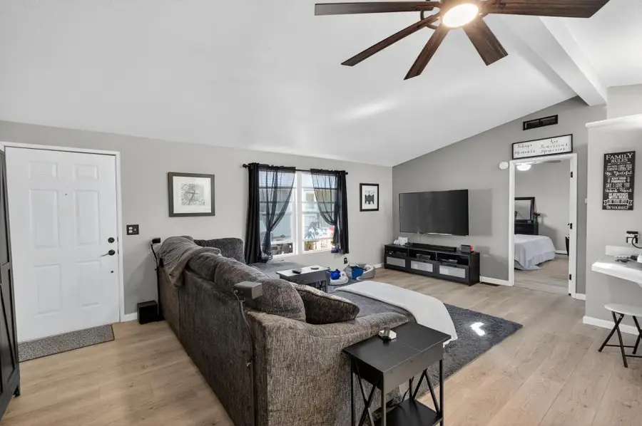 102 Village Circle, Sacramento, CA 95838 - Image #3