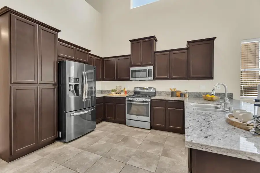 4012 Branigan Lake Way, Rancho Cordova, CA 95742 - Image #2