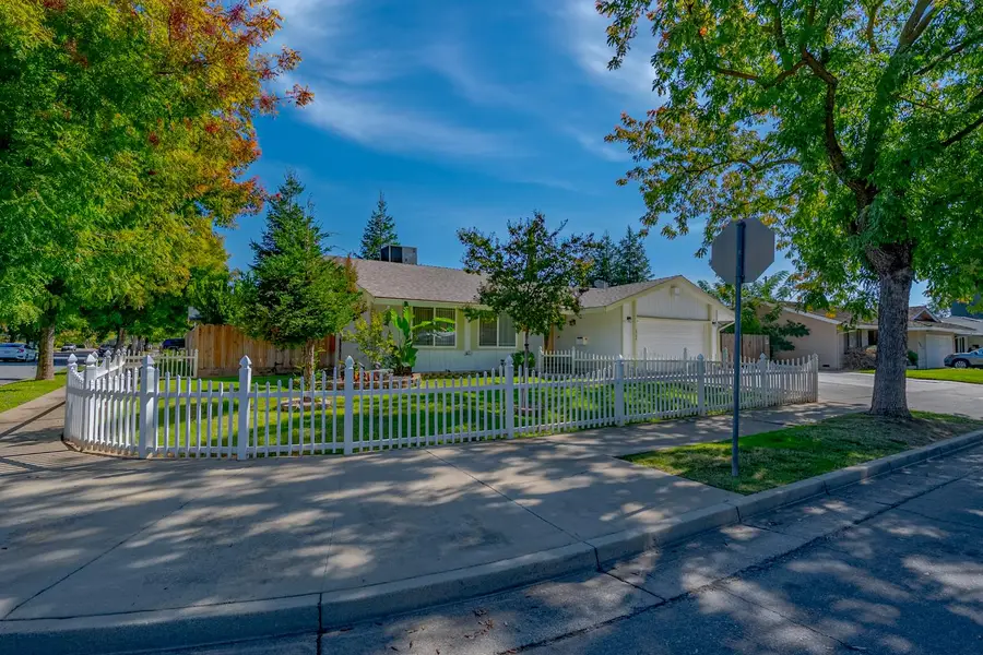 2988 Bedford Drive, Merced, CA 95340 - Image #2