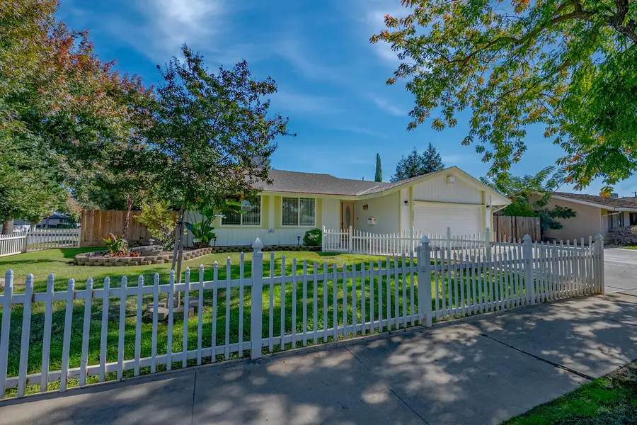 2988 Bedford Drive, Merced, CA 95340 - Image #3