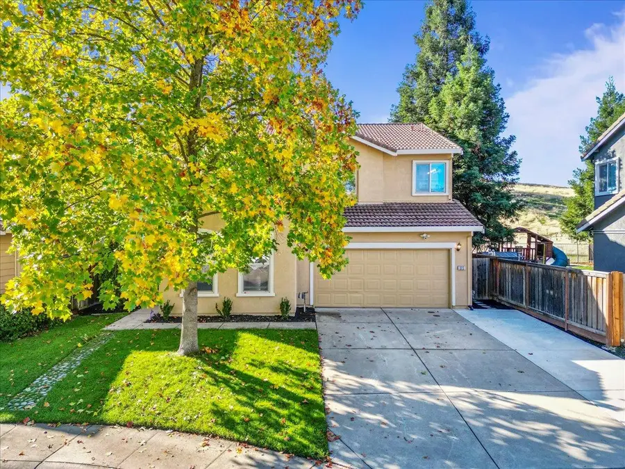 323 Arroyo Madrone Court, Lincoln, CA 95648 - Image #2