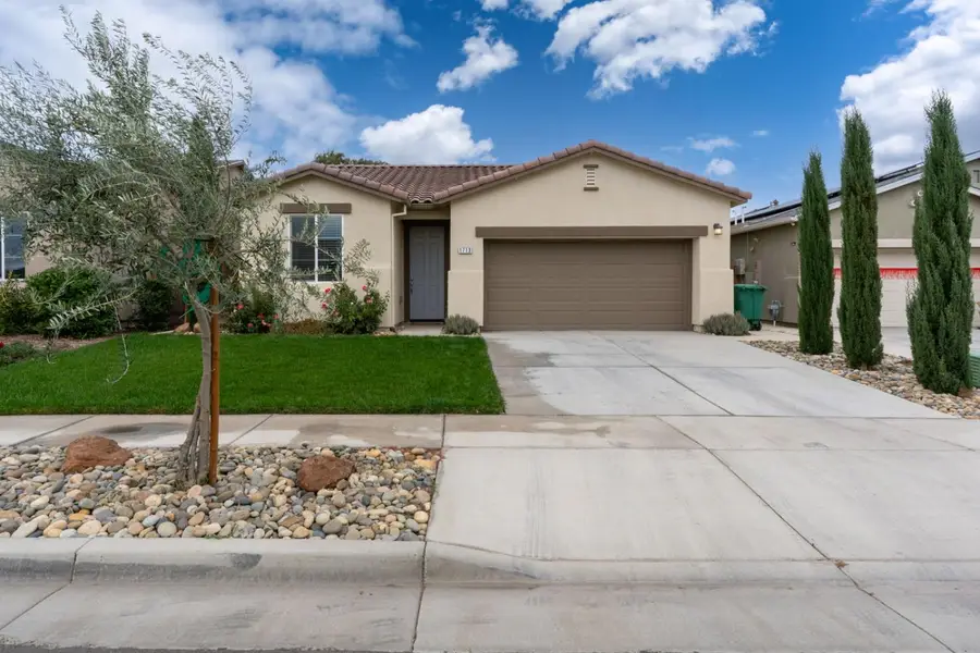 1713 Spadafore Street, Los Banos, CA 93635 - Image #2