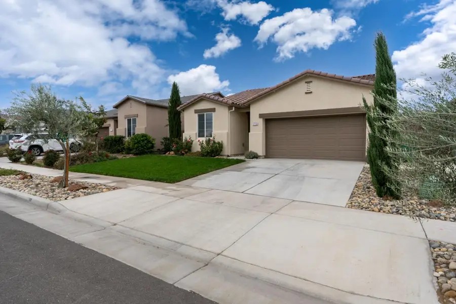 1713 Spadafore Street, Los Banos, CA 93635 - Image #3