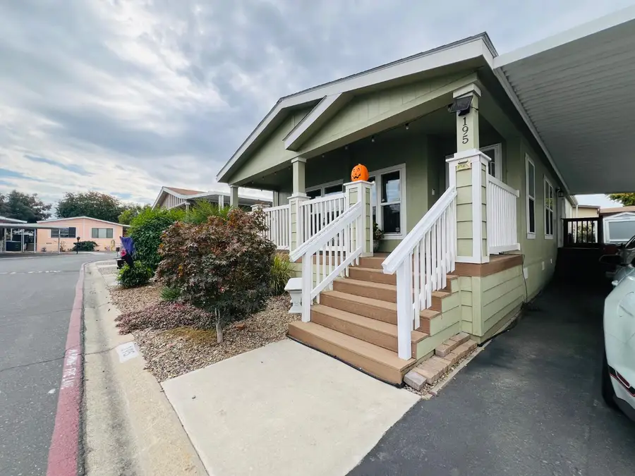 195 Schooner Lane, Modesto, CA 95356 - Image #2