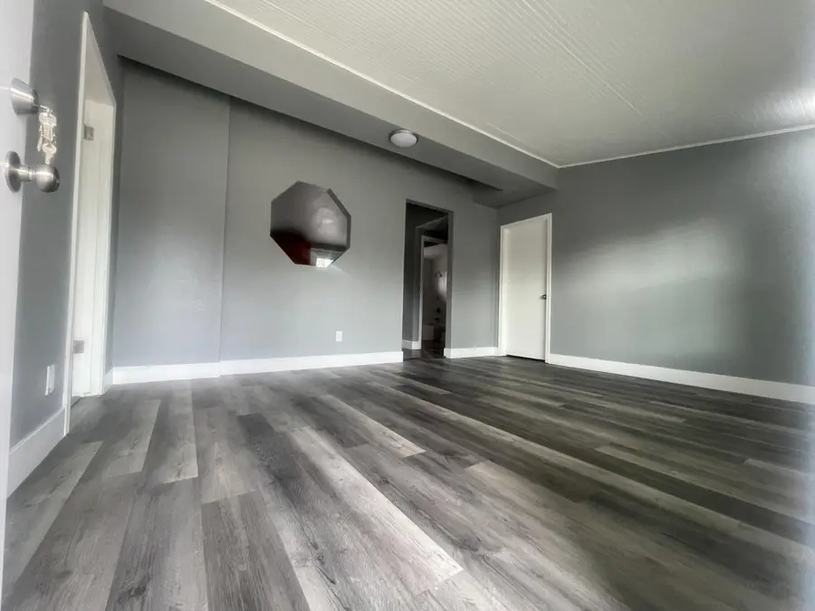 5732 39th Street, Sacramento, CA 95824 - Image #3