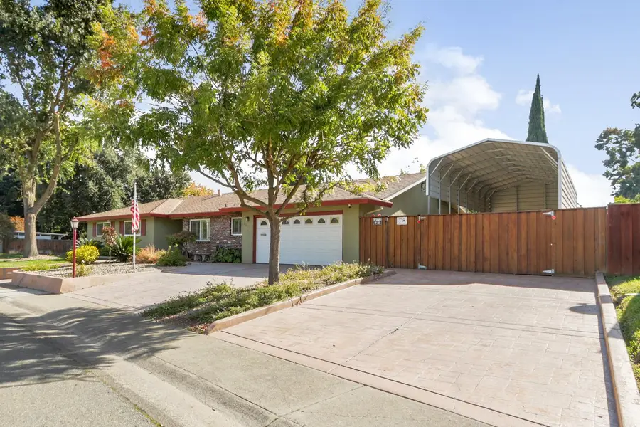 9018 El Oro Plaza Drive, Elk Grove, CA 95624 - Image #2