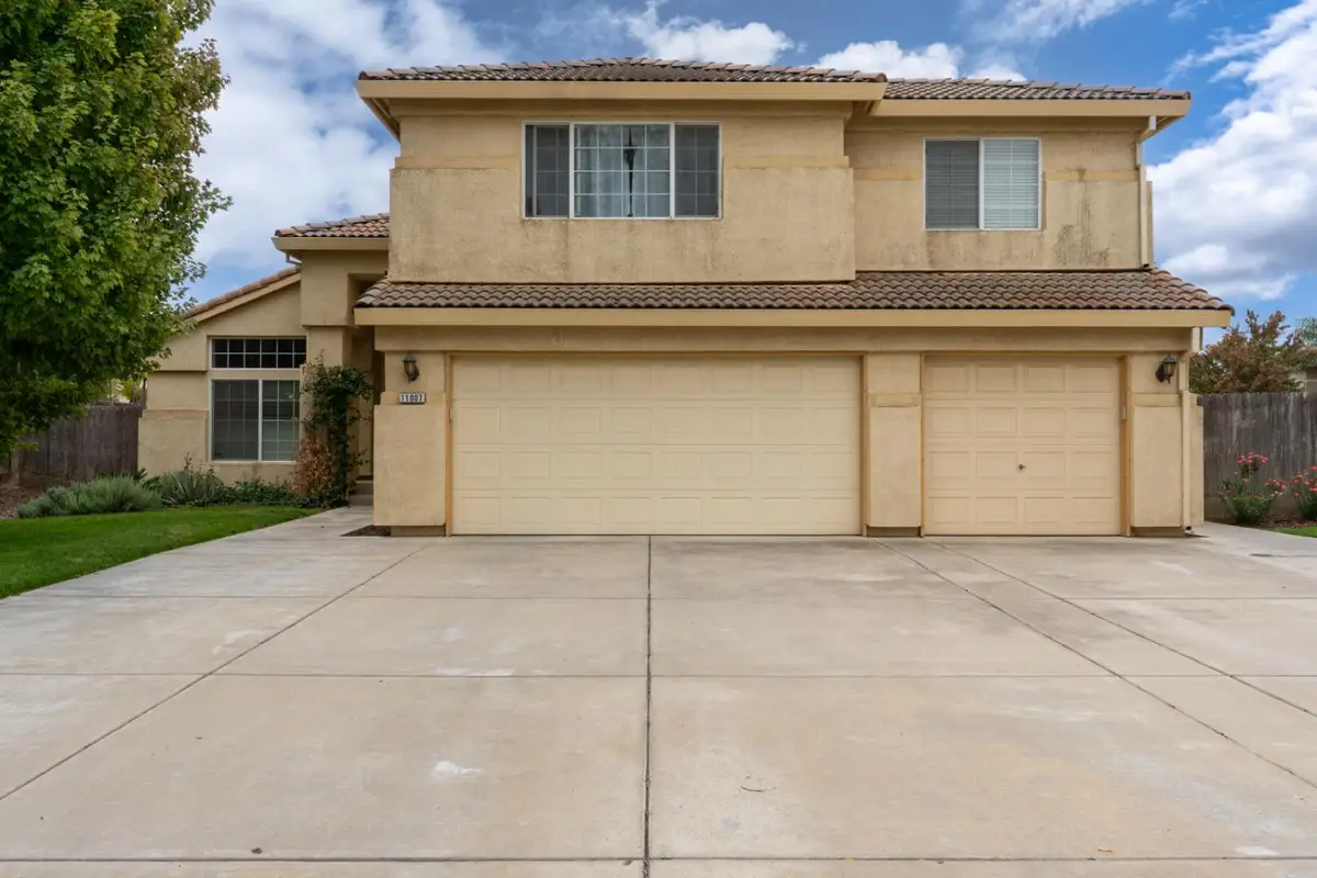 11007 Malibu Avenue, Chowchilla, CA 93610 - Image #1