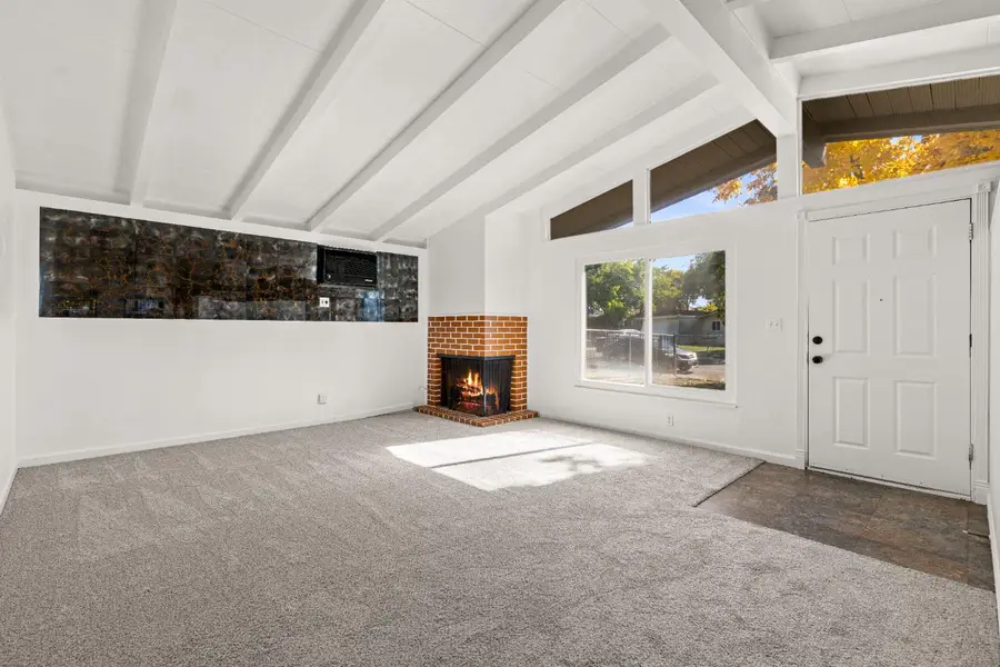 4305 37th Avenue, Sacramento, CA 95824 - Image #3