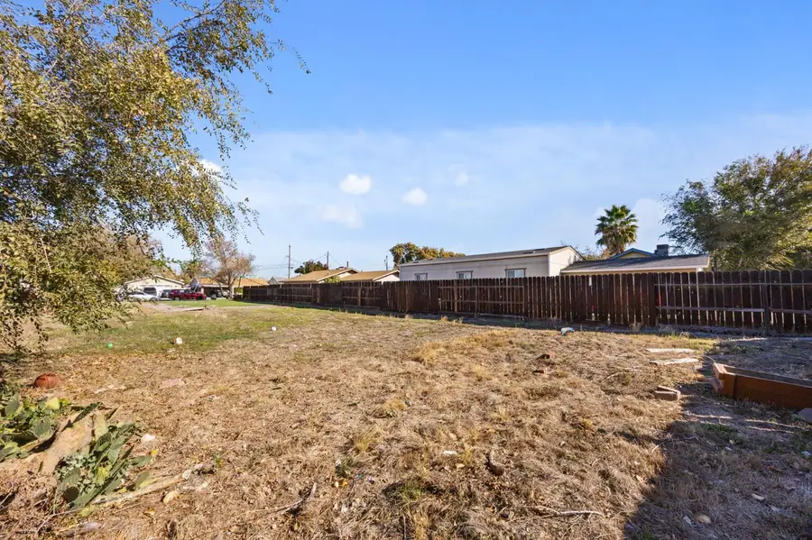 110 E Kavanagh Avenue, Tracy, CA 95376 - Image #3