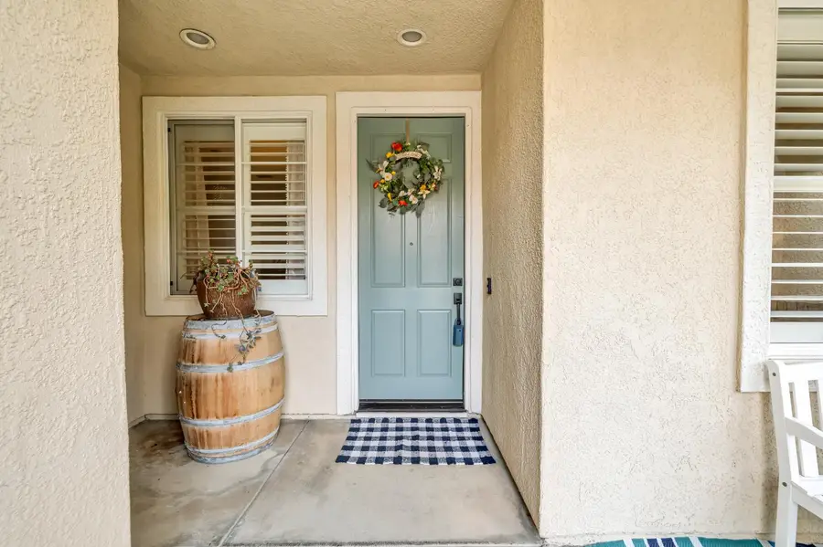 2432 Rock Dove Way, Elk Grove, CA 95757 - Image #3