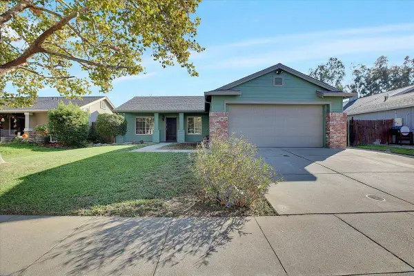 4137 Deaton Drive, Olivehurst, CA 95961