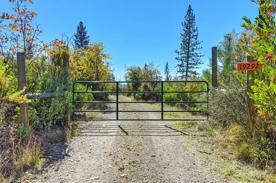 19292 Shawnee Trail, Mokelumne Hill, CA 95245 - Image #3