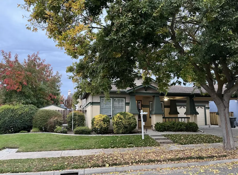 596 Hudson Avenue, Oakdale, CA 95361 - Image #2