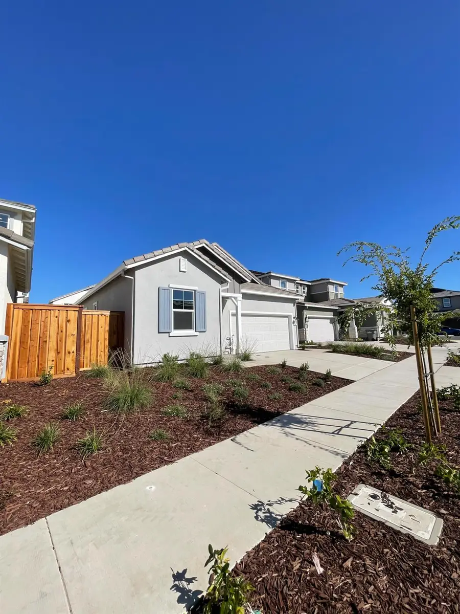 908 Brock Court, Roseville, CA 95747 - Image #2