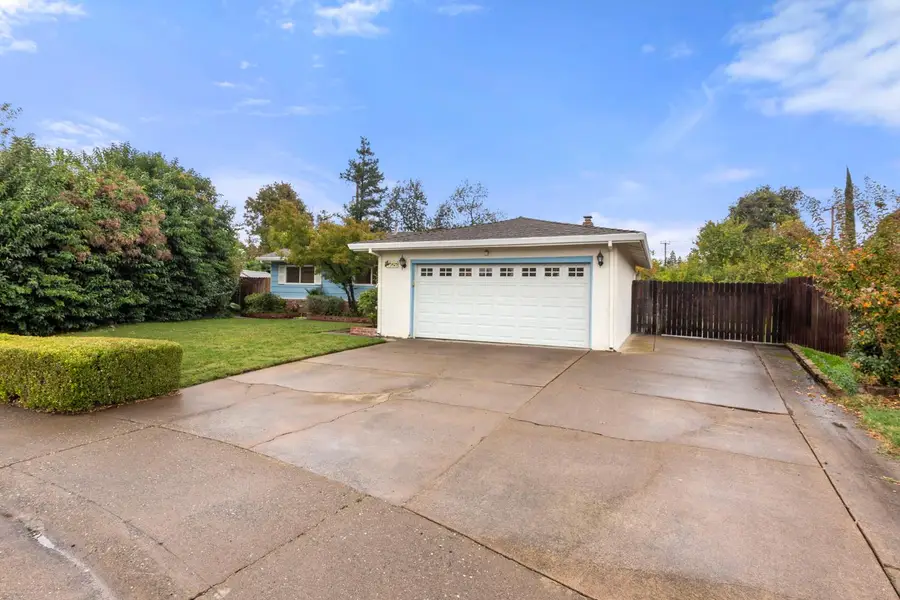 5425 Kirkland Way, Carmichael, CA 95608 - Image #2