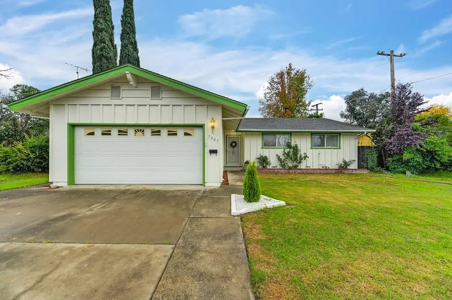 7007 Uranus Pkwy, Sacramento, CA 95823 - Image #2