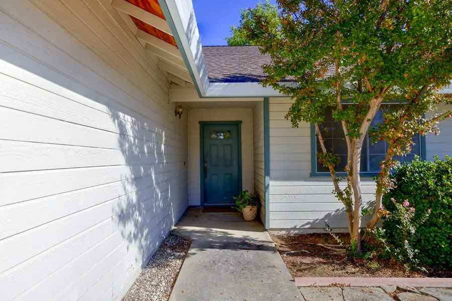 8218 Peregrine Way, Citrus Heights, CA 95610 - Image #3