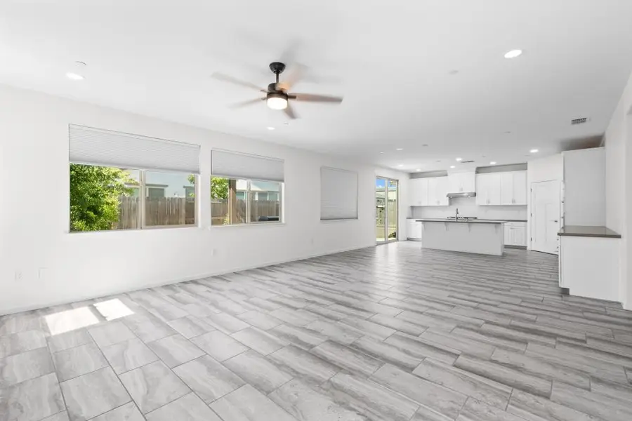 9236 Summer Holly Way, Sacramento, CA 95829 - Image #3