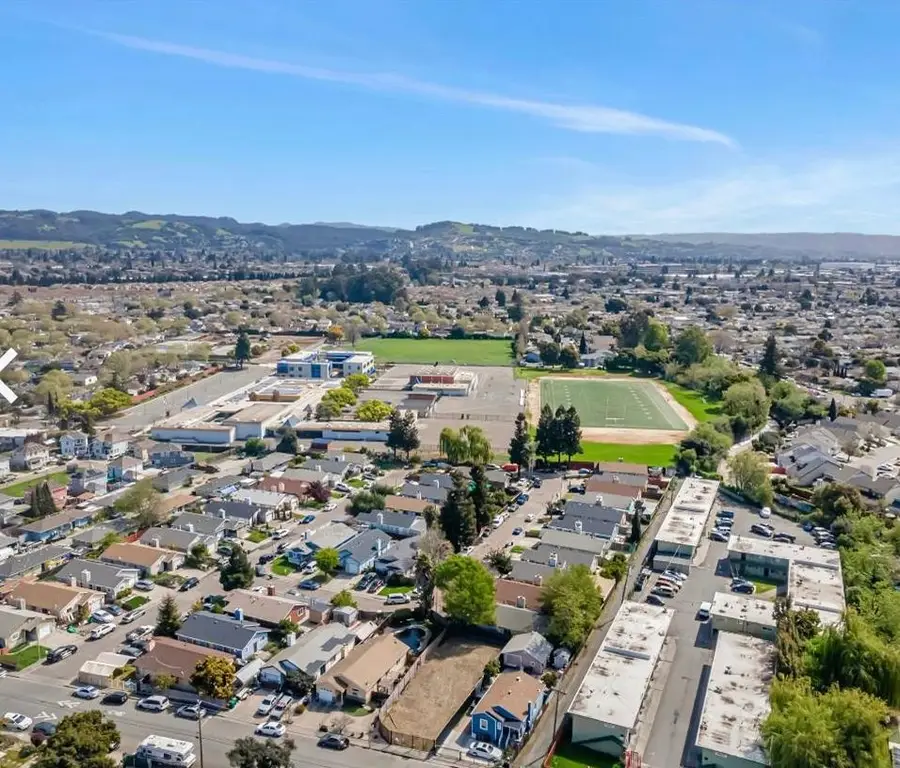 330 105th Avenue, Oakland, CA 94603 - Image #2