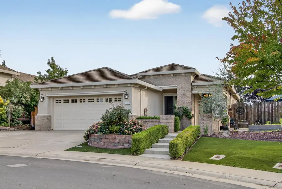 511 Heiler Court, Folsom, CA 95630 - Image #2