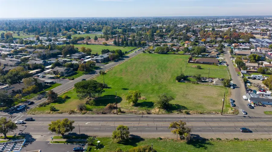 7298 Stockton Boulevard, Sacramento, CA 95823 - Image #3