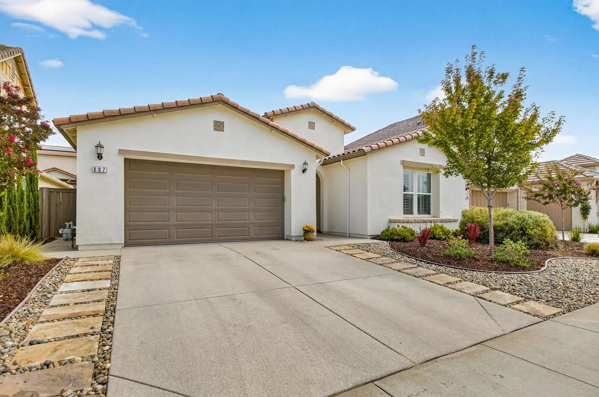 807 Lazy Creek Drive, Rocklin, CA 95765 - Image #1