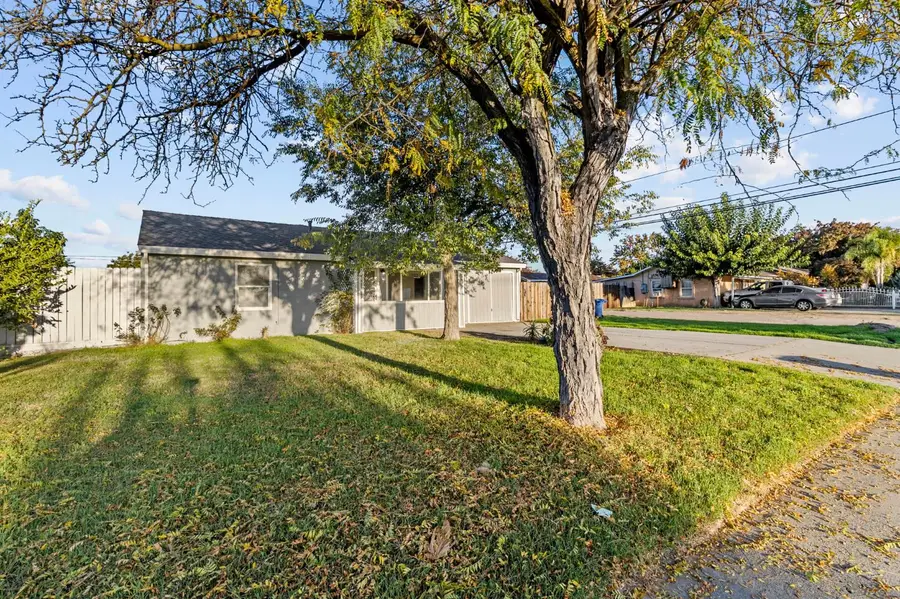 817 T Street, Merced, CA 95341 - Image #2