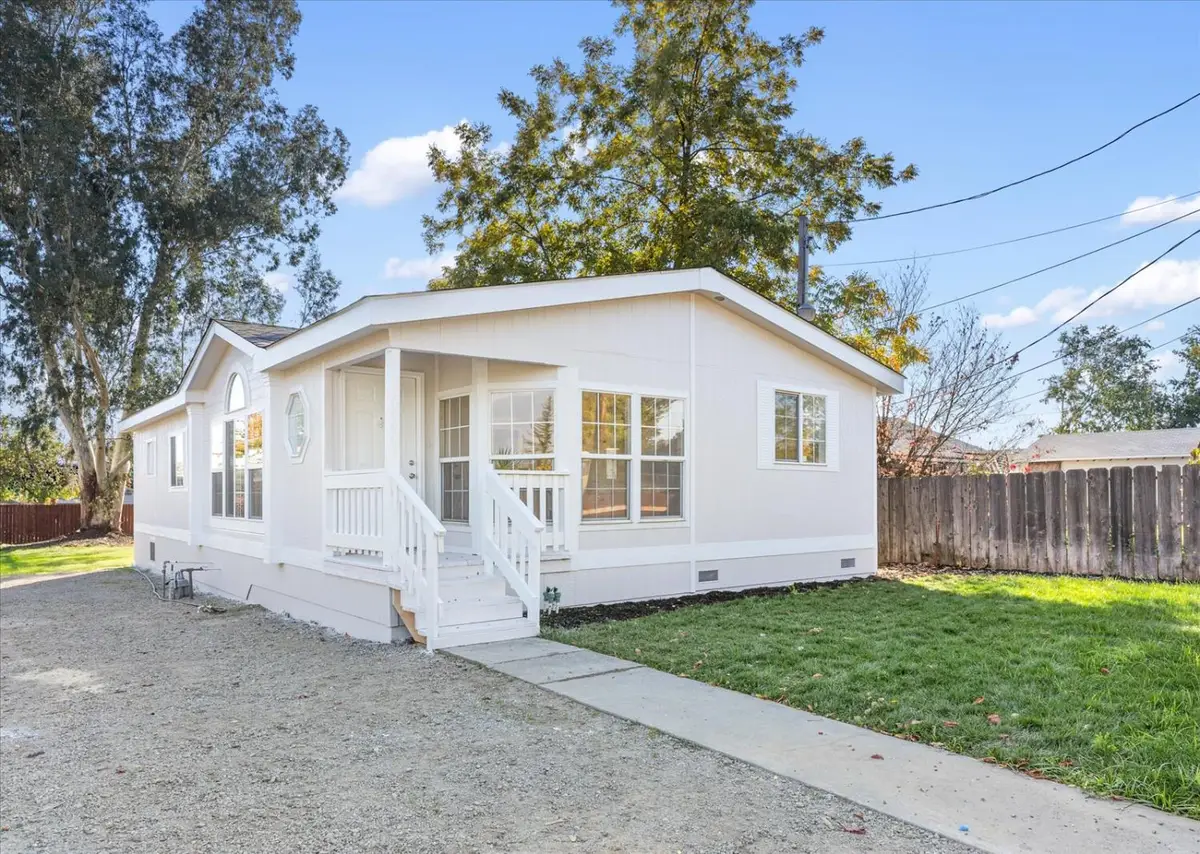 1127 N Placer Avenue, Oroville, CA 95965 - Image #1