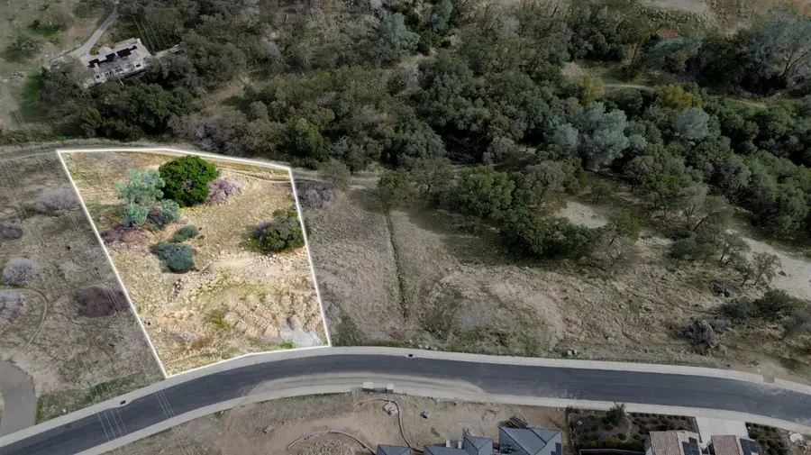 945 Belfiore Court, El Dorado Hills, CA 95762 - Image #2