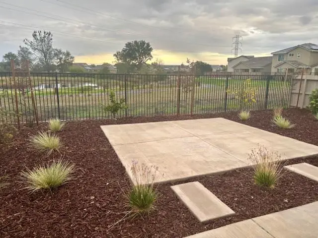 9492 Del Seis Drive, Sacramento, CA 95829 - Image #2