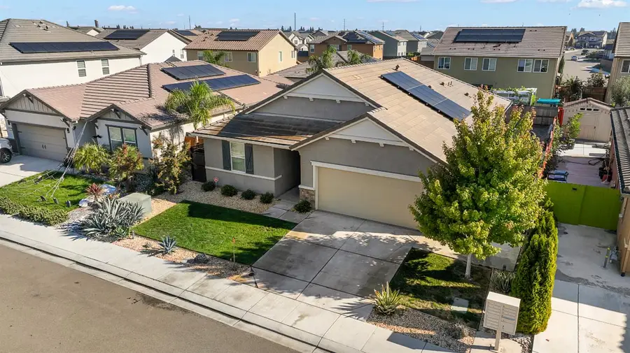 1676 Red Ribbons Lane, Manteca, CA 95337 - Image #3