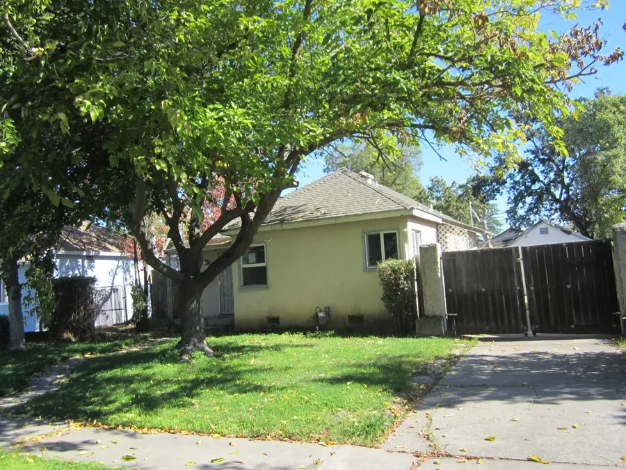 2238 Fernley Avenue, Sacramento, CA 95815 - Image #3